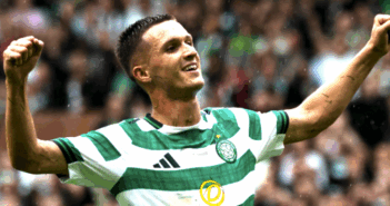 WATCH AGAIN AS KENNY CLAIMS A PARADISE FIRST